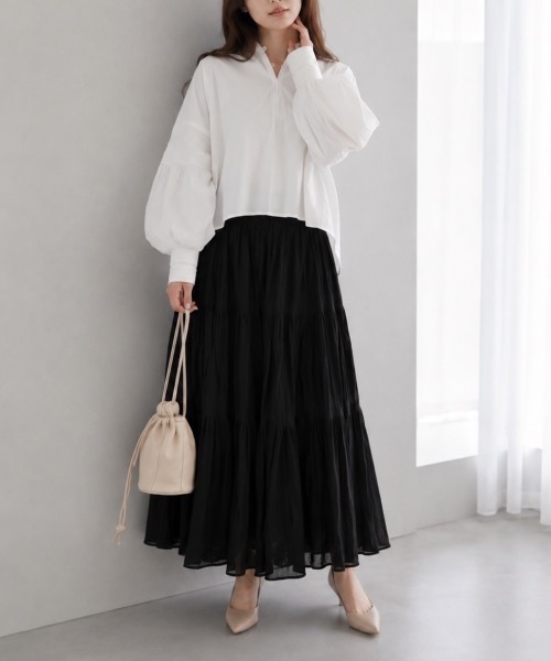 Muffiny(マフィニー)の「シャーリングボリュームスリーブブラウス【Indian Cotton】(シャツ/ブラウス・レディース・ブラック/サックスブルー/ピンク/オフホワイト・MEDIUM)」の5枚目の写真