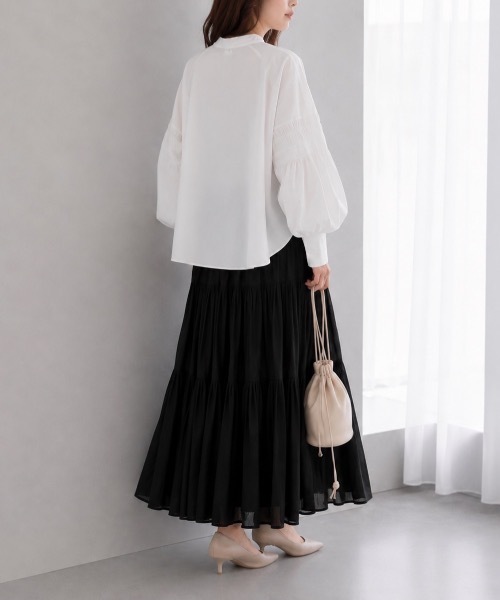 Muffiny(マフィニー)の「シャーリングボリュームスリーブブラウス【Indian Cotton】(シャツ/ブラウス・レディース・ブラック/サックスブルー/ピンク/オフホワイト・MEDIUM)」の7枚目の写真