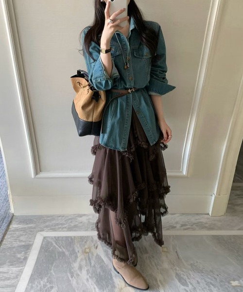 DAY CLOSET(デイ クローゼット)の「【ロング丈/裏地付き】レイヤード風ボリュームランダムヘムチュールスカート レディース(スカート・レディース・ブラック/ダークブラウン/ホワイト・FREE)」の12枚目の写真