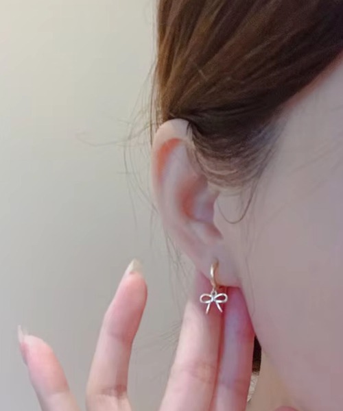 VIBGYOR（ヴィブジョー）の「【TUNE】リボンピアス（ピアス（両耳用）・レディース・その他5/その他2/その他1/その他4/その他3・FREE）」の5枚目の写真