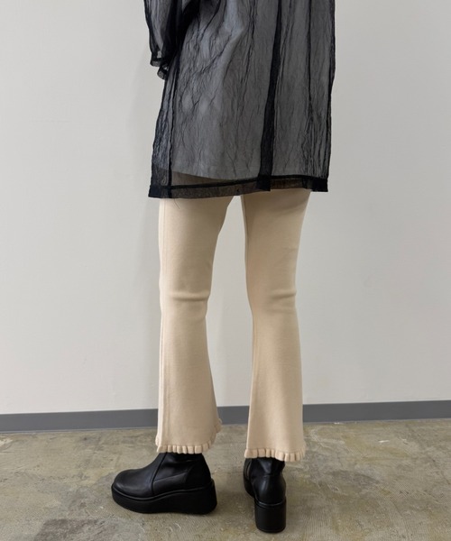 PROVOKE (プロヴォーク)の「FRILL HEM CROPPED KNIT PANTS(その他パンツ・レディース・ブラック/アイボリー・FREE)」の3枚目の写真