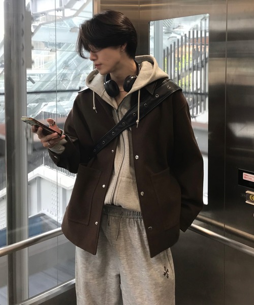 EMMA CLOTHES(エマクローズ)の「Melton Coverall Coat/メルトンカバーオールコート《カフェ店員"Haruto"コラボ》(ステンカラーコート・メンズ・チャコール/ブラック/ブラウン・M/L)」の18枚目の写真