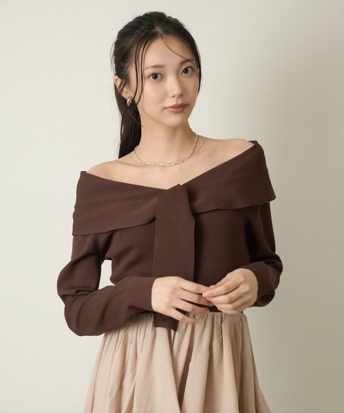 AND COUTURE(アンドクチュール)の「オフショルフリルドッキングワンピース(ワンピース・レディース・ベージュ/ブラウン・FREE)」の19枚目の写真
