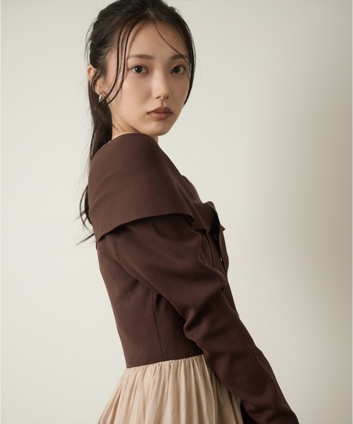 AND COUTURE(アンドクチュール)の「オフショルフリルドッキングワンピース(ワンピース・レディース・ベージュ/ブラウン・FREE)」の20枚目の写真