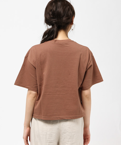 Khaju（カージュ）の「GILDAN: ビックショートTEE(brown)（Tシャツ/カットソー・レディース・ブラウン系その他・ONE SIZE）」の5枚目の写真