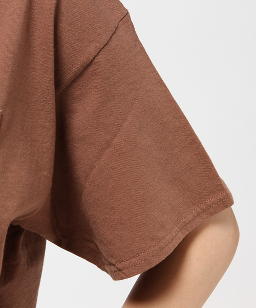 Khaju（カージュ）の「GILDAN: ビックショートTEE(brown)（Tシャツ/カットソー・レディース・ブラウン系その他・ONE SIZE）」の7枚目の写真