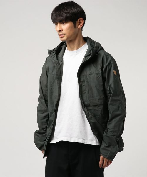 FJALL RAVEN （フェールラーベン）の「High Coast Wind Jacket