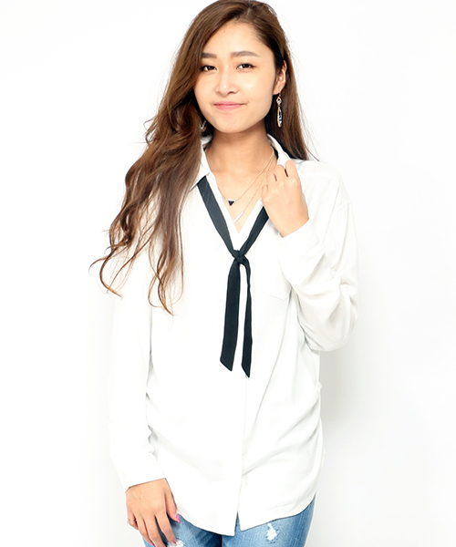 VENCEEXCHANGE（ヴァンスエクスチェンジ）の「ボウタイ付きレーヨン比翼シャツ （シャツ/ブラウス・レディース・レンガ/オフホワイト/ダークグリーン・MEDIUM）」の2枚目の写真