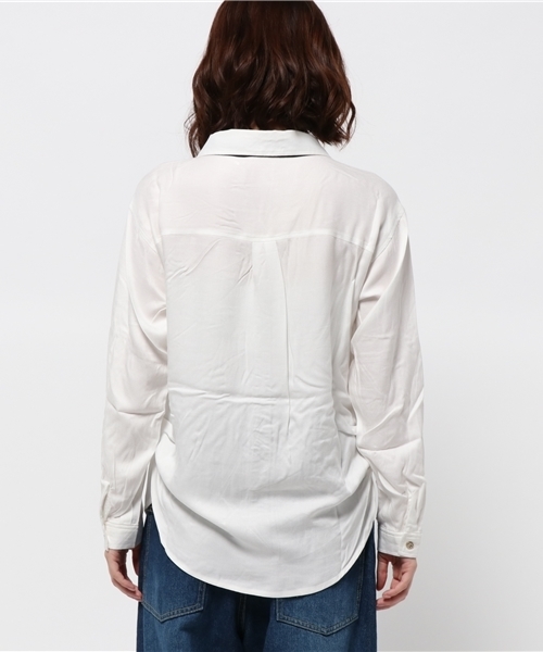 VENCEEXCHANGE（ヴァンスエクスチェンジ）の「ボウタイ付きレーヨン比翼シャツ （シャツ/ブラウス・レディース・レンガ/オフホワイト/ダークグリーン・MEDIUM）」の6枚目の写真