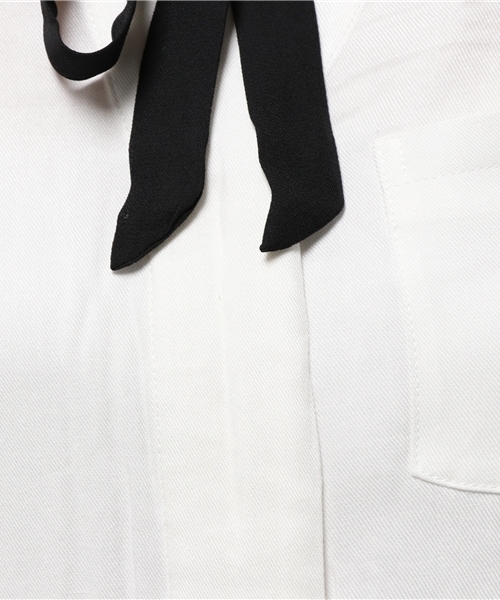 VENCEEXCHANGE（ヴァンスエクスチェンジ）の「ボウタイ付きレーヨン比翼シャツ （シャツ/ブラウス・レディース・レンガ/オフホワイト/ダークグリーン・MEDIUM）」の11枚目の写真