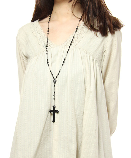 BEAUTY&YOUTH UNITED ARROWS（ビューティーアンドユースユナイテッドアローズ）の「BF ENAxSERI BLK ROSA N（ネックレス・レディース・ブラック・フリー）」の6枚目の写真