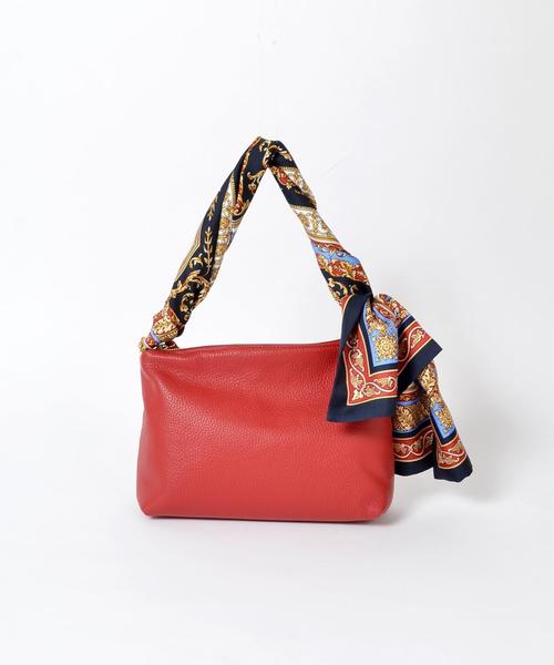 SHIPS(シップス)の「VIOLAd’ORO: スカーフレザーミニショルダー◇(ショルダーバッグ・レディース・レッド・ONE SIZE)」の5枚目の写真