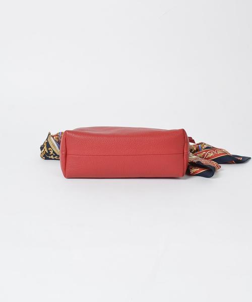 SHIPS(シップス)の「VIOLAd’ORO: スカーフレザーミニショルダー◇(ショルダーバッグ・レディース・レッド・ONE SIZE)」の8枚目の写真