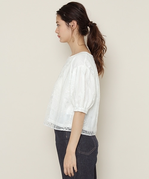 PAGEBOY（ページボーイ）の「刺繍ボリュームスリーブブラウス（シャツ/ブラウス・レディース・ブラック/グレー/オフホワイト・FREE）」の8枚目の写真