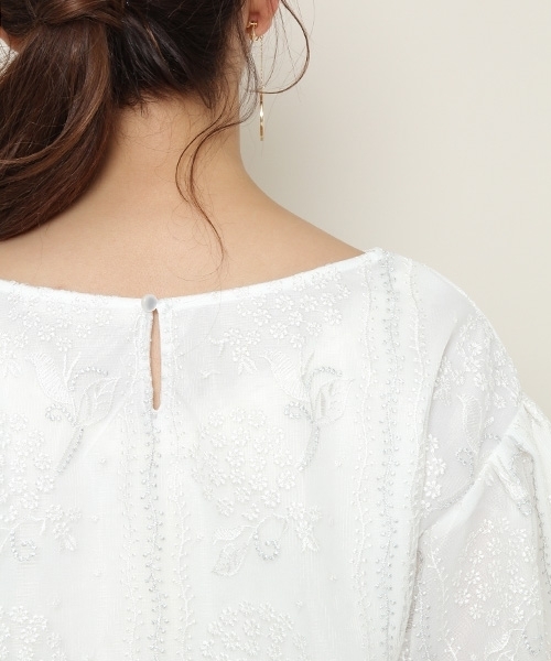 PAGEBOY（ページボーイ）の「刺繍ボリュームスリーブブラウス（シャツ/ブラウス・レディース・ブラック/グレー/オフホワイト・FREE）」の13枚目の写真
