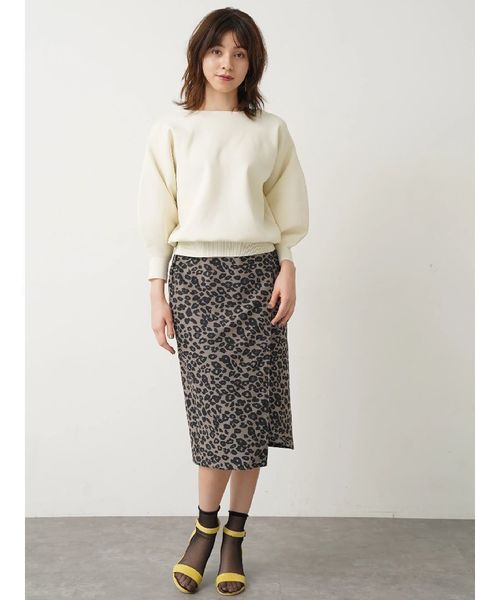 YECCA VECCA（イェッカヴェッカ）の「袖ボリュ－ムニットプルオ－バ－（ニット/セーター・レディース・ネイビー/サックスブルー/アイボリー/ラベンダー・FREE）」の16枚目の写真