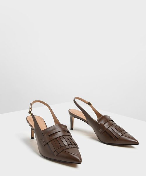 CHARLES & KEITH(チャールズ & キース)の「フリルデティール スリングバックヒール / Frill Detail Slingback Heels(サンダル・レディース・ブラック/ダークブラウン/オレンジ・22.5cm/23cm/23.5cm/24.5cm/25cm)」の11枚目の写真