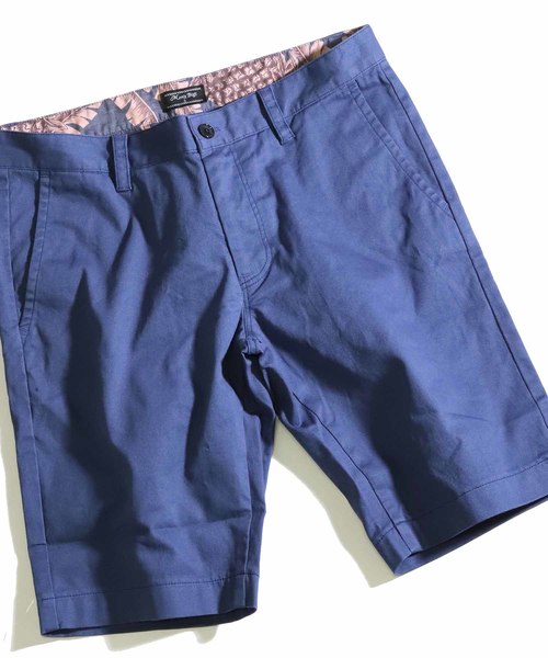MEN'S BIGI(メンズビギ)の「コットンドビーストレッチショートパンツ(その他パンツ・メンズ・ホワイト/ブラック/ベージュ/ブルー・LL/S/M/L)」の4枚目の写真