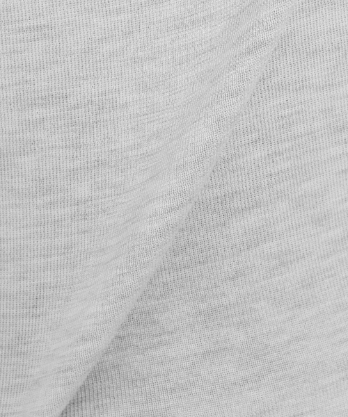 SLOBE IENA（スローブイエナ）の「ニュアンスVネックプルオーバー（ニット/セーター・レディース・グレー/ネイビー/ブラック/ブルー・マルチサイズ）」の19枚目の写真