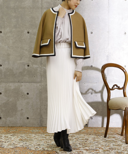 Tiara（ティアラ）の「ハイネックギャザーブラウス（シャツ/ブラウス・レディース・アイボリー/チャコールグレー/ブラウン系その他/ネイビー・FREE）」の6枚目の写真