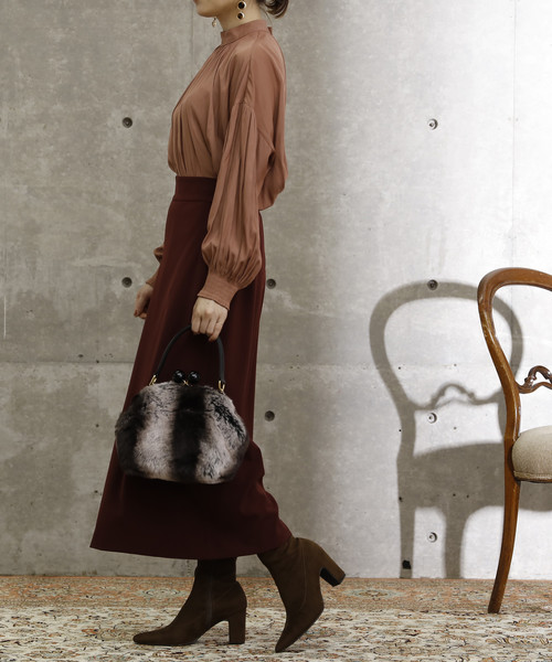 Tiara（ティアラ）の「ハイネックギャザーブラウス（シャツ/ブラウス・レディース・アイボリー/チャコールグレー/ブラウン系その他/ネイビー・FREE）」の9枚目の写真