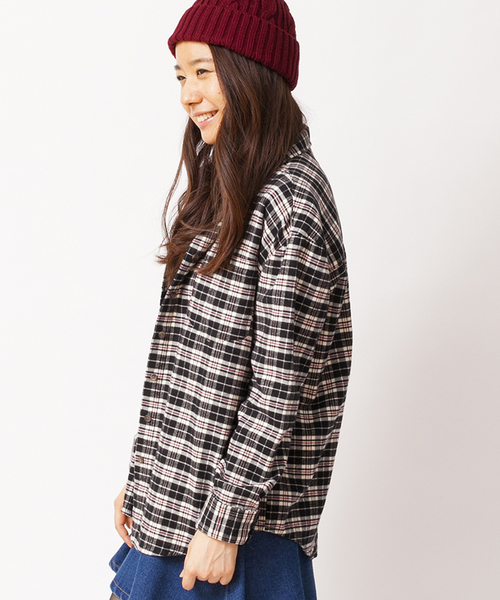 WEGO（ウィゴー）の「WEGO/ネルチェックBIGシャツ（シャツ/ブラウス・レディース・ブラック/グリーン/グリーン系その他/レッド/レッド系その他・FREE）」の6枚目の写真