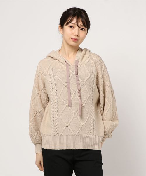 axes femme(アクシーズファム)の「ケーブル編みニットパーカー(ニット/セーター・レディース・ラベンダー/ブラウン/ベージュ/グレー・MEDIUM)」の9枚目の写真