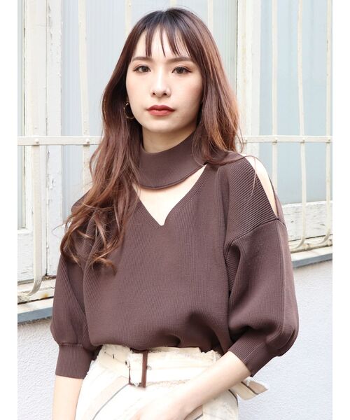 MURUA（ムルーア）の「チョーカーハーフニット（ニット/セーター・レディース・ブラック/ブラウン/ベージュ/カーキ・FREE）」の4枚目の写真