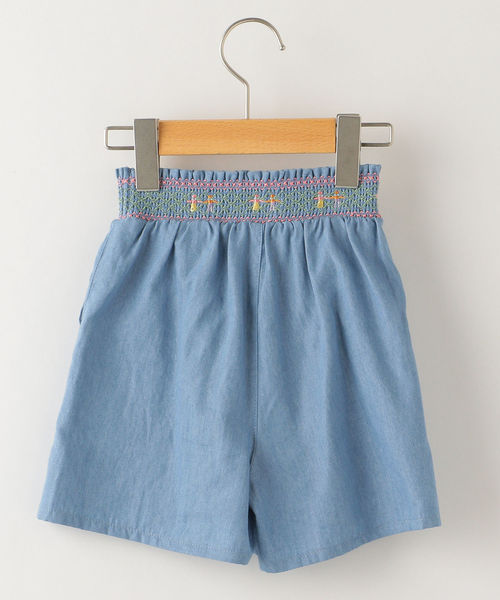 SHIPS(シップス)の「SHIPS KIDS:デニム スモッキング刺繍 キュロット(100~130cm)(デニムパンツ・キッズ・ライトブルー/ネイビー・110/120/130/100)」の3枚目の写真