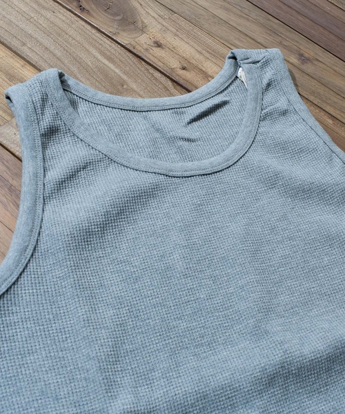INNOCENT（イノセント）の「waffle tanktop - ワッフルタンクトップ（タンクトップ・レディース・ネイビー/キャメル/ブルーグリーン/スモークピンク/グレー/チャコールグレー・LARGE/MEDIUM/X-LARGE）」の12枚目の写真