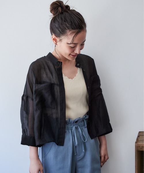 cepo（セポ）の「シアーボリュームブラウス（シャツ/ブラウス・レディース・ブラック/ベージュ/カーキ/サックスブルー・M）」の2枚目の写真