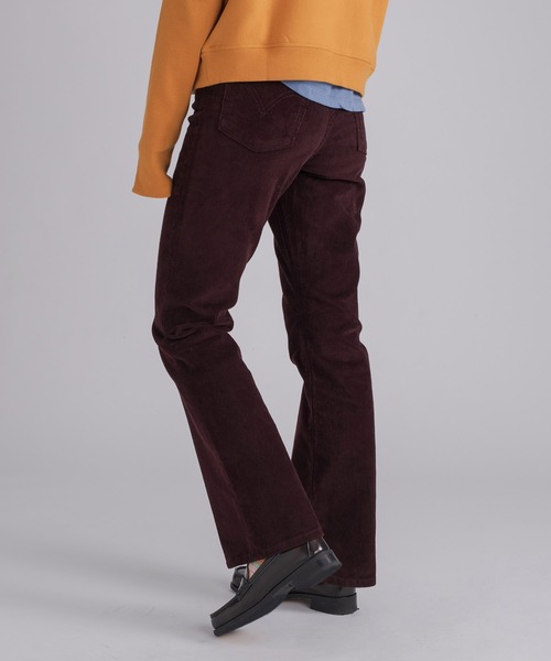 Levi's(リーバイス)の「RIBCAGE BOOT MALBEC SMOOTH コーデュロイ(その他パンツ・レディース・レッド・26inch/27inch/30inch/24inch/29inch/28inch/25inch/23inch)」の13枚目の写真