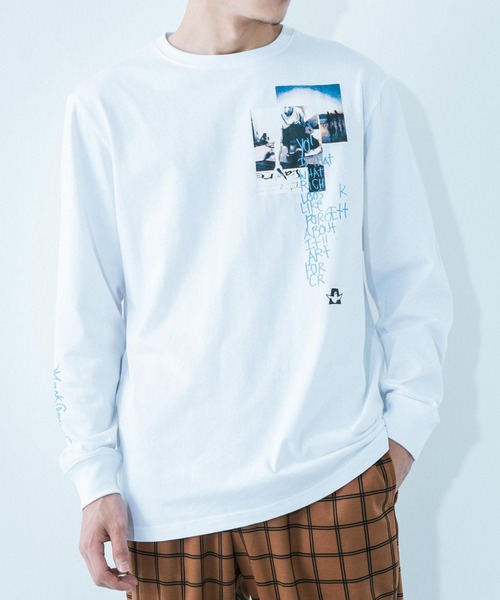 Mark Gonzales(マーク・ゴンザレス)の「Mark Gonzales/マークゴンザレス Happy Poem プリント オーバーサイズ長袖TEE(Tシャツ/カットソー・メンズ・ブラック/ホワイト/ワイン/オレンジ/グレイッシュブルー/ベージュ・M/XL/L)」の2枚目の写真