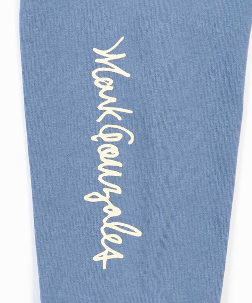 Mark Gonzales(マーク・ゴンザレス)の「Mark Gonzales/マークゴンザレス Happy Poem プリント オーバーサイズ長袖TEE(Tシャツ/カットソー・メンズ・ブラック/ホワイト/ワイン/オレンジ/グレイッシュブルー/ベージュ・M/XL/L)」の13枚目の写真
