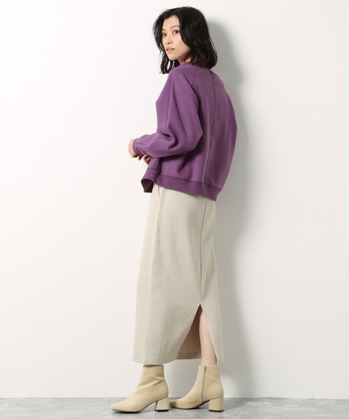 LAKOLE(ラコレ)の「ステッチワークブラッシュプルオーバー / LAKOLE(スウェット・レディース・ライトグレー/パープル/スモーク/ライトベージュ・SMALL/MEDIUM)」の13枚目の写真