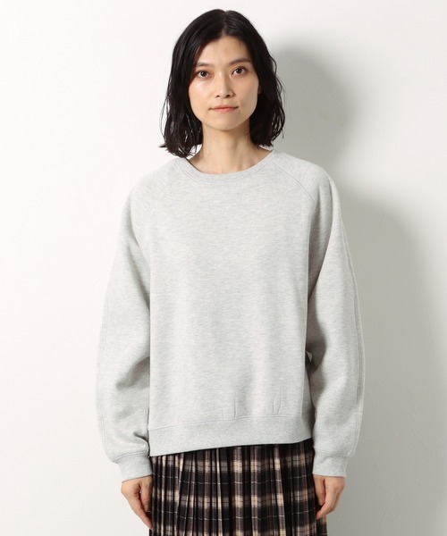 LAKOLE(ラコレ)の「ステッチワークブラッシュプルオーバー / LAKOLE(スウェット・レディース・ライトグレー/パープル/スモーク/ライトベージュ・SMALL/MEDIUM)」の16枚目の写真