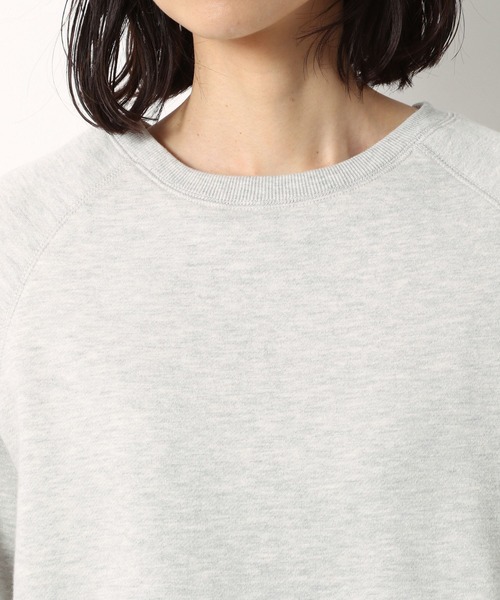 LAKOLE(ラコレ)の「ステッチワークブラッシュプルオーバー / LAKOLE(スウェット・レディース・ライトグレー/パープル/スモーク/ライトベージュ・SMALL/MEDIUM)」の19枚目の写真