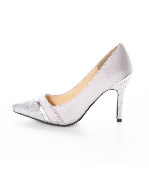 Miminy Piminy（ミミニー ピミニー）の「MiminyPiminy(ミミニーピミニー) つま先ラメ×サテン生地ポインテッドトゥ パンプス（パンプス・レディース・ゴールド/シルバー/ブラック・S/M/L/LL）」の10枚目の写真