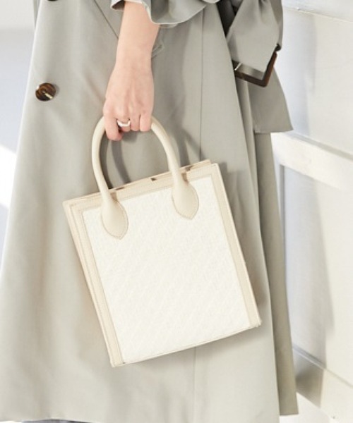 Heather(ヘザー)の「トリミングスクエアBAG 940030(ショルダーバッグ・レディース・ホワイト系その他/ベージュ系その他/ホワイト系その他2・ONE SIZE)」の2枚目の写真