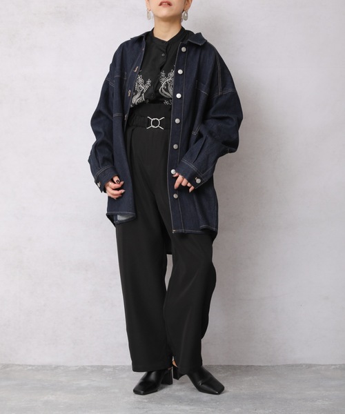 ap retro（アプレトロ）の「デニムビッグシャツジャケット【ZOZO限定商品】（デニムジャケット・レディース・インディゴブルー/ブルー・FREE）」の13枚目の写真