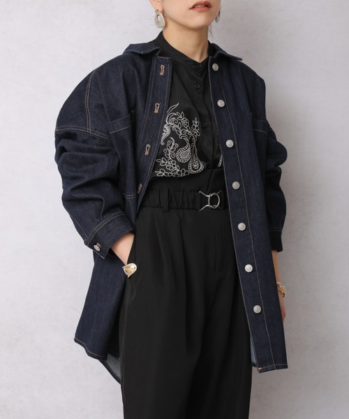ap retro（アプレトロ）の「デニムビッグシャツジャケット【ZOZO限定商品】（デニムジャケット・レディース・インディゴブルー/ブルー・FREE）」の4枚目の写真