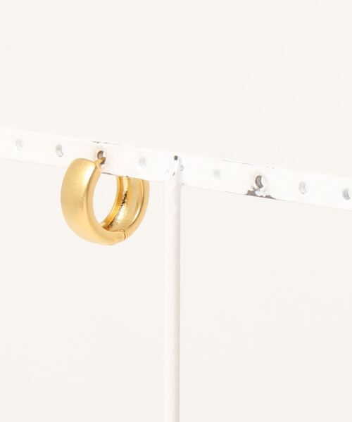 flower(フラワー)の「エペフープピアス(ピアス(片耳用)・レディース・ゴールド・FREE)」の2枚目の写真