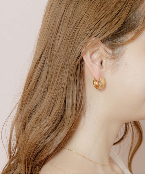 flower(フラワー)の「エペフープピアス(ピアス(片耳用)・レディース・ゴールド・FREE)」の5枚目の写真