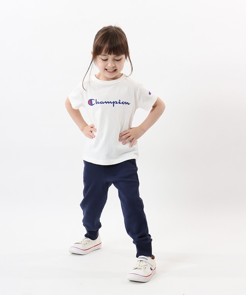 Champion(チャンピオン)の「【Champion/チャンピオン】キッズ ベーシック スウェットパンツ(スウェットパンツ・キッズ・ベージュ/オフホワイト/ブルー/ネイビー/ブラック/グレー/チャコール/ライトブルー/カーキ/ベージュ系その他3/ブラウン/オートミール・110/120/140/150/100/130/160)」の22枚目の写真