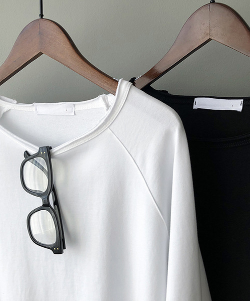 c.u.l(シーユーエル)の「【c.u.l:w】裾スリットラグラン無地カットソー culw33(Tシャツ/カットソー・レディース・ブラック/ホワイト・FREE)」の18枚目の写真