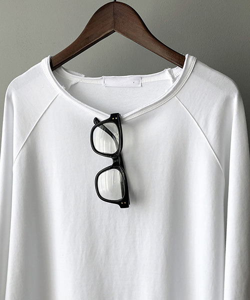c.u.l(シーユーエル)の「【c.u.l:w】裾スリットラグラン無地カットソー culw33(Tシャツ/カットソー・レディース・ブラック/ホワイト・FREE)」の20枚目の写真