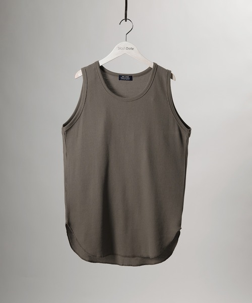 SlashDate(スラッシュデイト)の「ロング丈タンクトップ/ワッフル素材(タンクトップ・メンズ・ホワイト/ブラック/ブラウン/グレー・XL/L/M)」の4枚目の写真