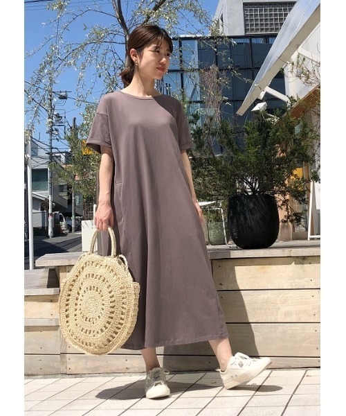 ONIGIRI（オニギリ）の「Tシャツワンピース（ワンピース・レディース・チャコール/ベージュ/ターコイズブルー・MEDIUM/LARGE）」の18枚目の写真