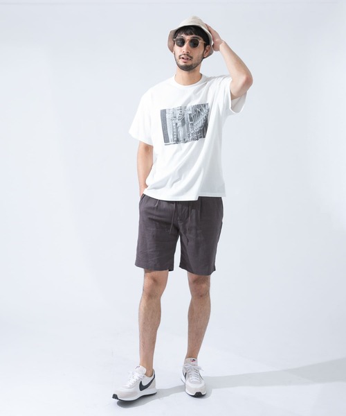 URBAN RESEARCH ROSSO MEN（アーバンリサーチロッソメン）の「CHICAGOフォトTシャツ（Tシャツ/カットソー・メンズ・ホワイト・MEDIUM/LARGE/X-LARGE）」の3枚目の写真