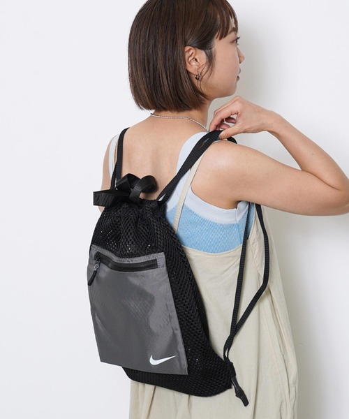 NIKE MERCURIAL 収納バッグ付き NIKE MERCURIAL 収納バッグ付き